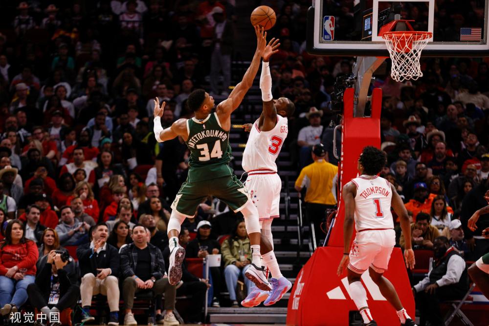 边后卫套上 边后卫套上